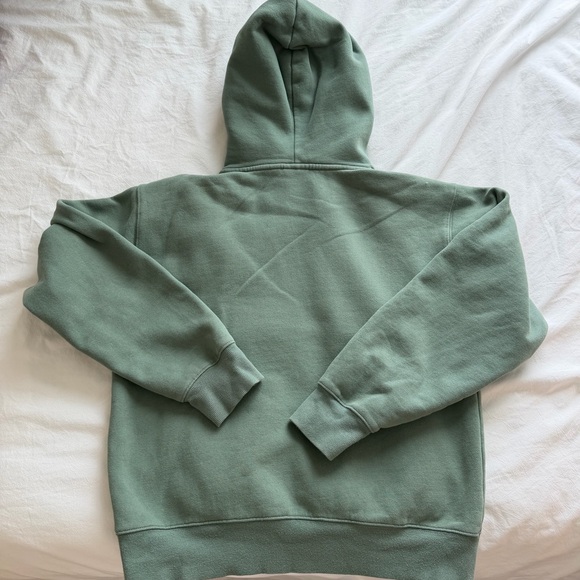 Aritizia TNA Green Hoodie - Picture 4 of 4